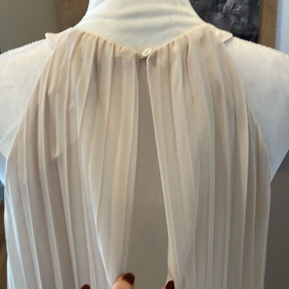 H&M Cream Pleated Halter Dress - Picture 5 of 8